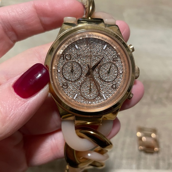 Rose Gold chain-linked Michael Kors Watch main image 4